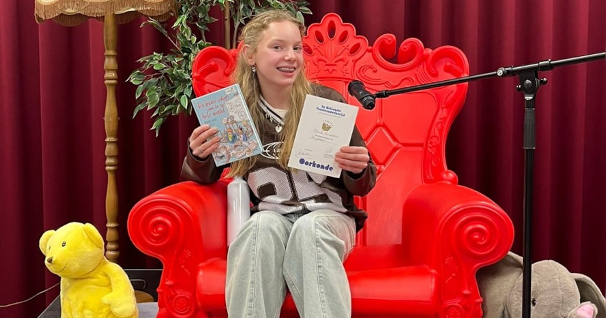 Merle van CBS De Regenboog is Hoogeveense voorleeskampioen
