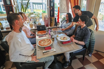 Chef Sherif Philip brengt stukje Italië naar Geldrop: vitello tonnato, zeevruchtenpasta en tiramisu 