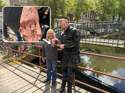 Ineke verliest erfstuk van moeder, maar dan is duiker Jochem daar: ‘Ik durfde de ring niet aan te pa