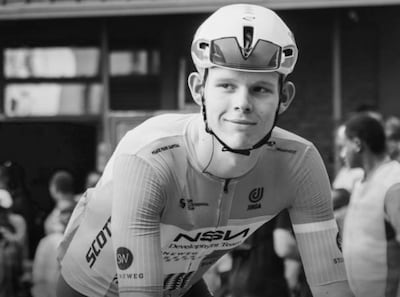 Wielerwereld in rouw: Finlay Tarling (19) overleden na frontale botsing met auto in Ronde van Portugal