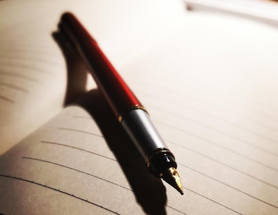 Deventer Huisgenoten nodigt mensen uit voor eerste Schrijverscafé van het jaar