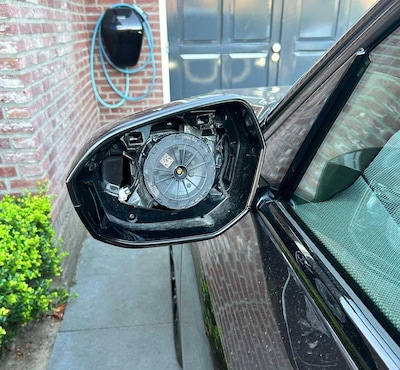 Wederom massaal autospiegels gestolen in Eindhovense wijk, dit keer in Blixembosch