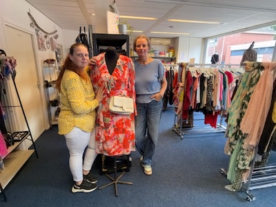Nieuwe winkel in Enschede: tweedehands zomeritems voor maar 1 euro