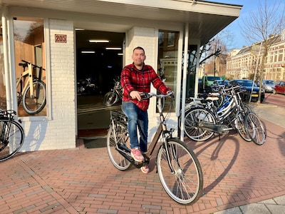 Nostalgie: nieuwe fietsenzaak in het pand waar 97 jaar fietsenwinkel Sloos zat