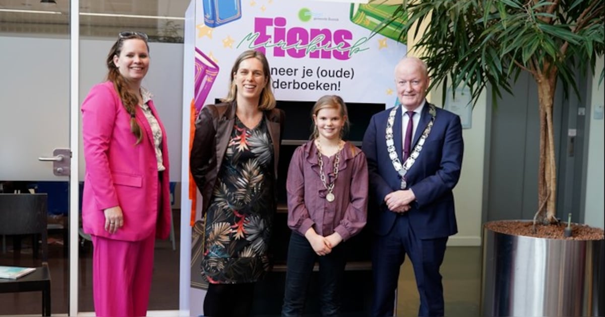 Kinderburgemeester Fien opent minibieb in Bunnik voor meer kinderboeken