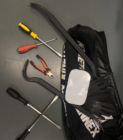 Drie mannen opgepakt in Eindhoven: inbrekerswerktuigen gevonden in hun auto