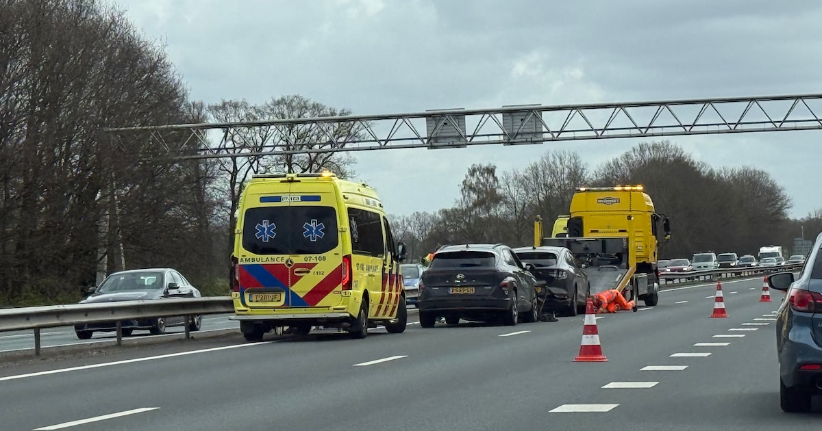 Flinke vertraging op A1 door ongeluk bij Voorthuizen