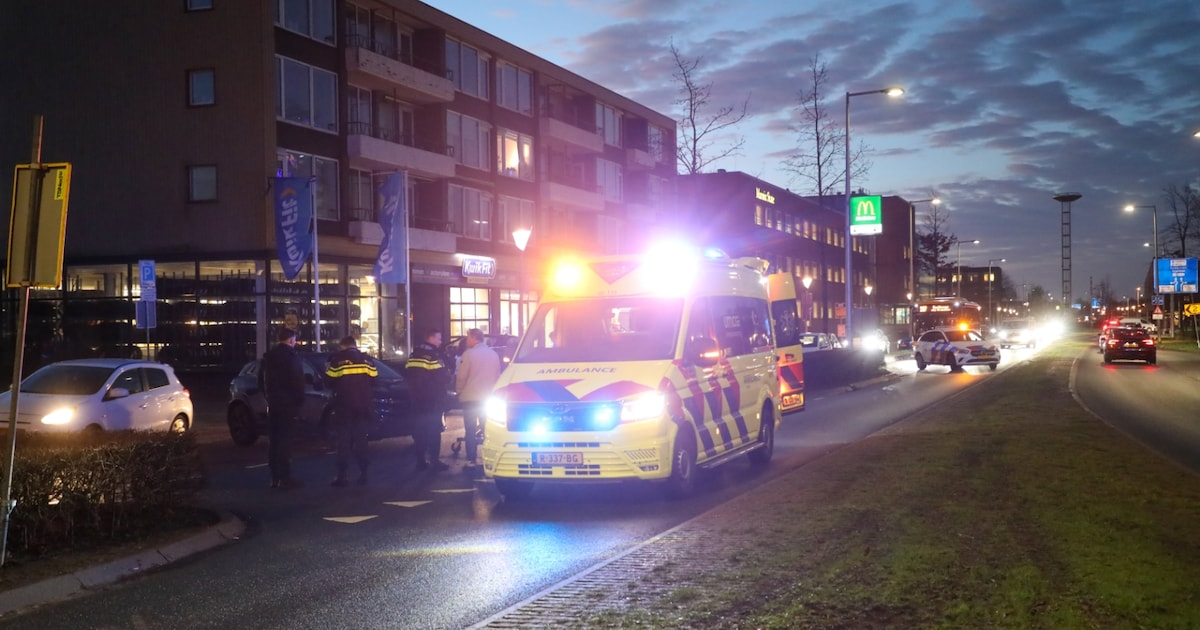 Fietser gewond na botsing met auto in Leeuwarden