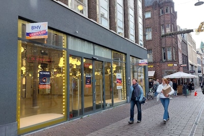 Cadeaus kopen! Deze bekende winkelketen opent in het oude pand van Monki in Arnhem