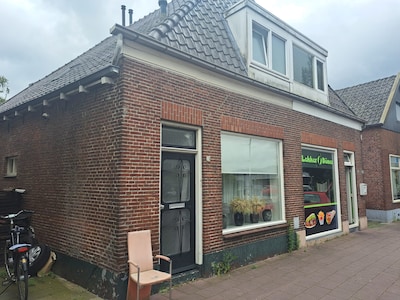 Huisbaas wil Tonnie (36) eruit hebben na ruzie over onderhoud, maar hij slaat terug: ‘De muizen lope