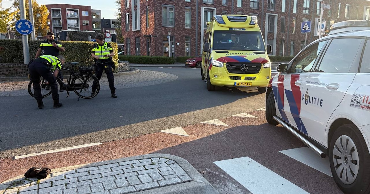 Aanrijding tussen fietser en busje in Hardenberg