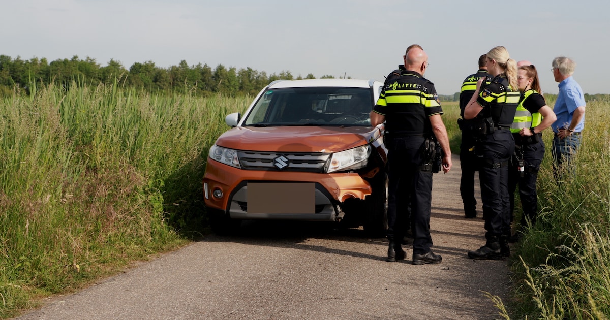 Fietser zwaargewond bij botsing met auto in Zoelen