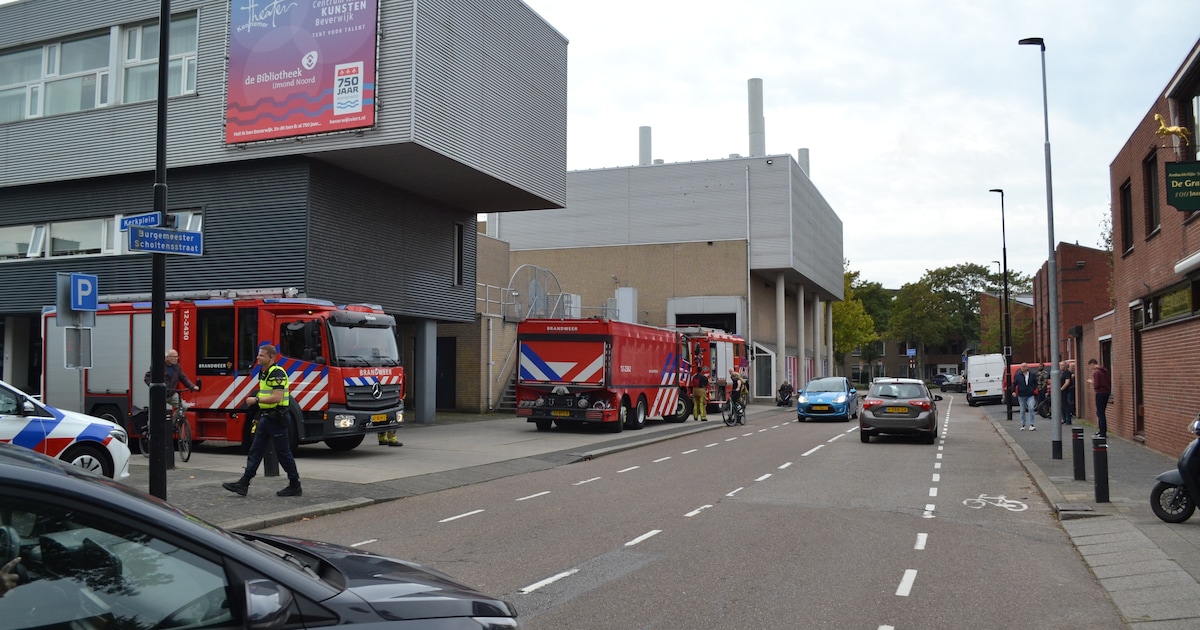 Kennemer Theater in Beverwijk ontruimd vanwege brand in installatiekast