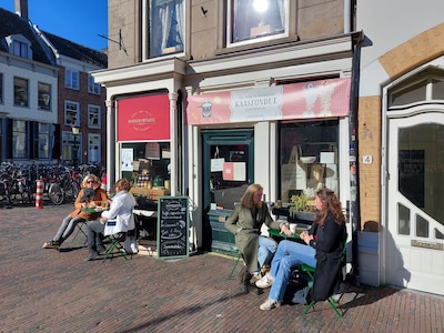 Cheeselovers opgelet! Het kaasfonduerestaurant is terug bij Bakkerswinkel Utrecht