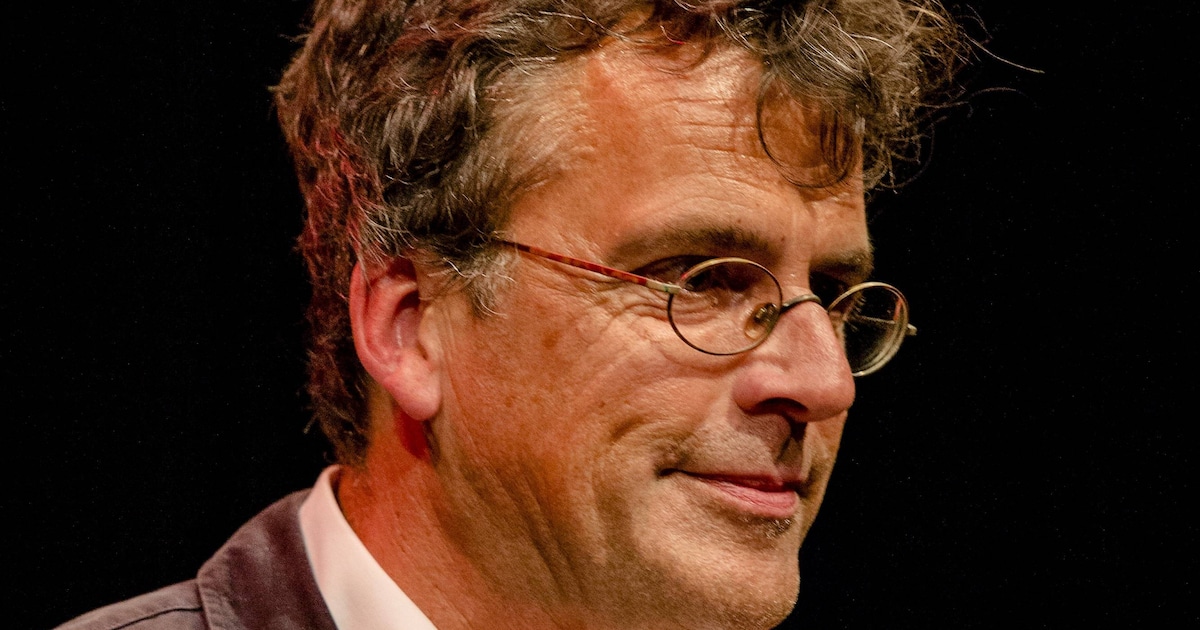 Michael Berg vertelt over bekroonde thriller in Vlagtwedde
