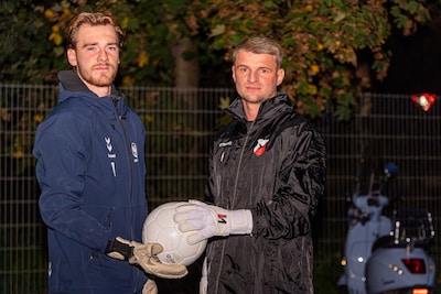 Keepers verheugen zich op Haegsche Derby: ‘Niet makkelijk om je voor zo’n heksenketel af te sluiten’