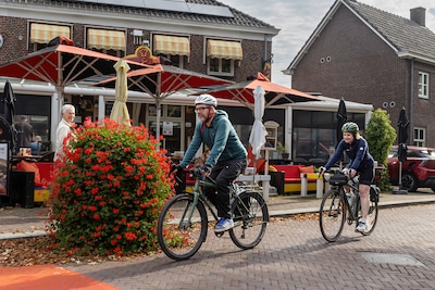Vrijliggende paden, aparte routes en een fietsstraat: zo werd Bergeijk de favoriet van fietsers