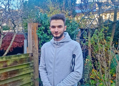 Geen Korps Mariniers maar een mobiele koffiebar: Thijs (18) dacht bij Defensie te gaan, maar het lie