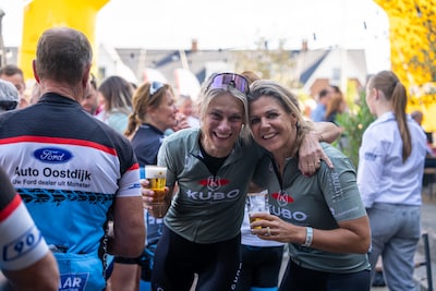 Fietsen of wandelen voor het goede doel én een verse hamburger