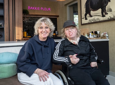 Als de politie Jet (63) ’s nachts wakker maakt, begint voor haar de nachtmerrie: ‘Vanaf toen verande