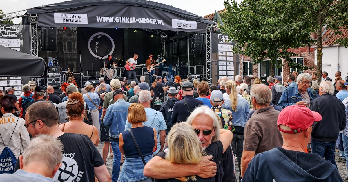 Blues, bier en een buitje: duizenden bezoekers komen af op festival in Brielle