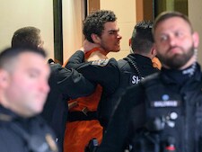 Amerikaan die verzekersingsbaas doodschoot wordt door velen vereerd: 'Mangione verdient vrijheid’