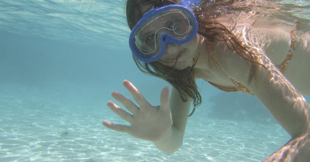 Schuimparty in zwembad De Niervaert Klundert