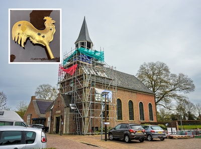 Waterstaatskerk Tubbergen in de steigers en kerkhaan in de lappenmand: ‘Er zitten kogels in’