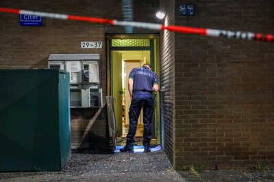 Invalide man (64) ligt nietsvermoedend te slapen als vlak naast hem vuurwerkbom ontploft: ‘Héle harde klap’