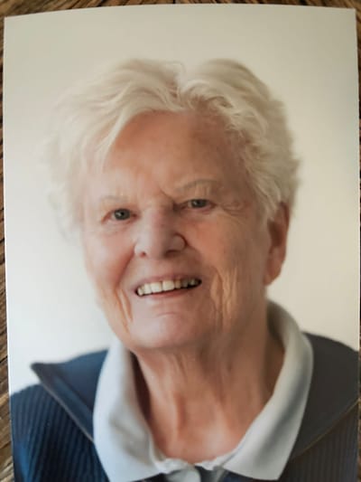 Lenie (1938-2026): de vrouw die Houtwijks groepswonen groot maakte en een droom zag uitkomen