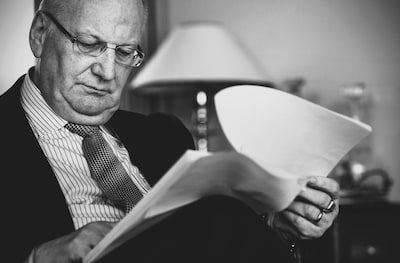 Oud-burgemeester Gerard Daandels (80) van Deurne overleden bij ongeluk in Helmond