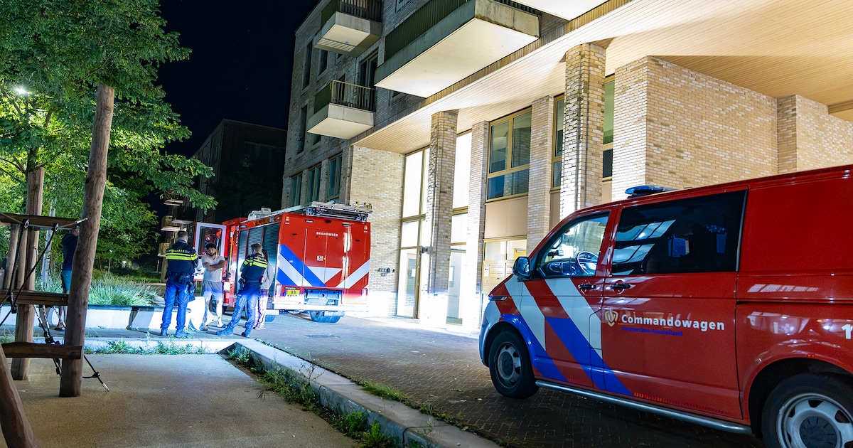 Bewoners opgeschrikt door explosie in appartementencomplex in Amsterdam