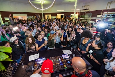 ‘Hoe is de jeugd, is er nog hoop?’ vroeg ik HAN-docent Kees; hij ziet en spreekt dagelijks jongeren