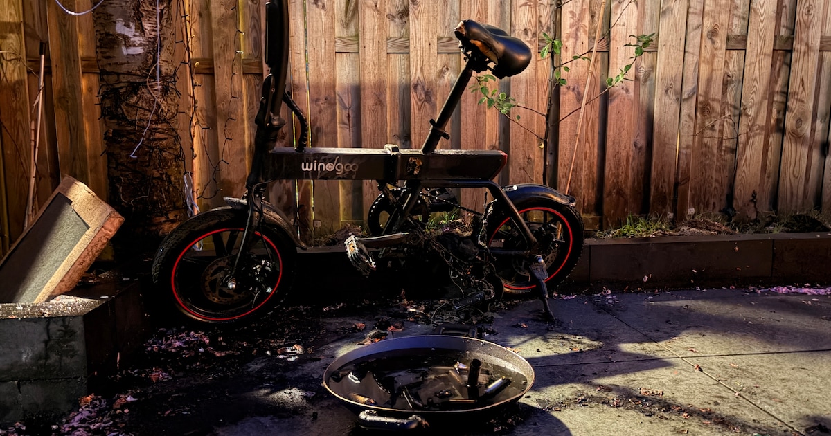 Elektrische fiets in brand in tuin op de Berken in Bergschenhoek