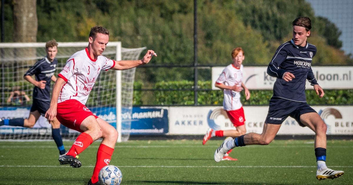 Scheidsrechter komt te laat bij duel van Vitesse’08 • Volharding speelt na rust dramatisch