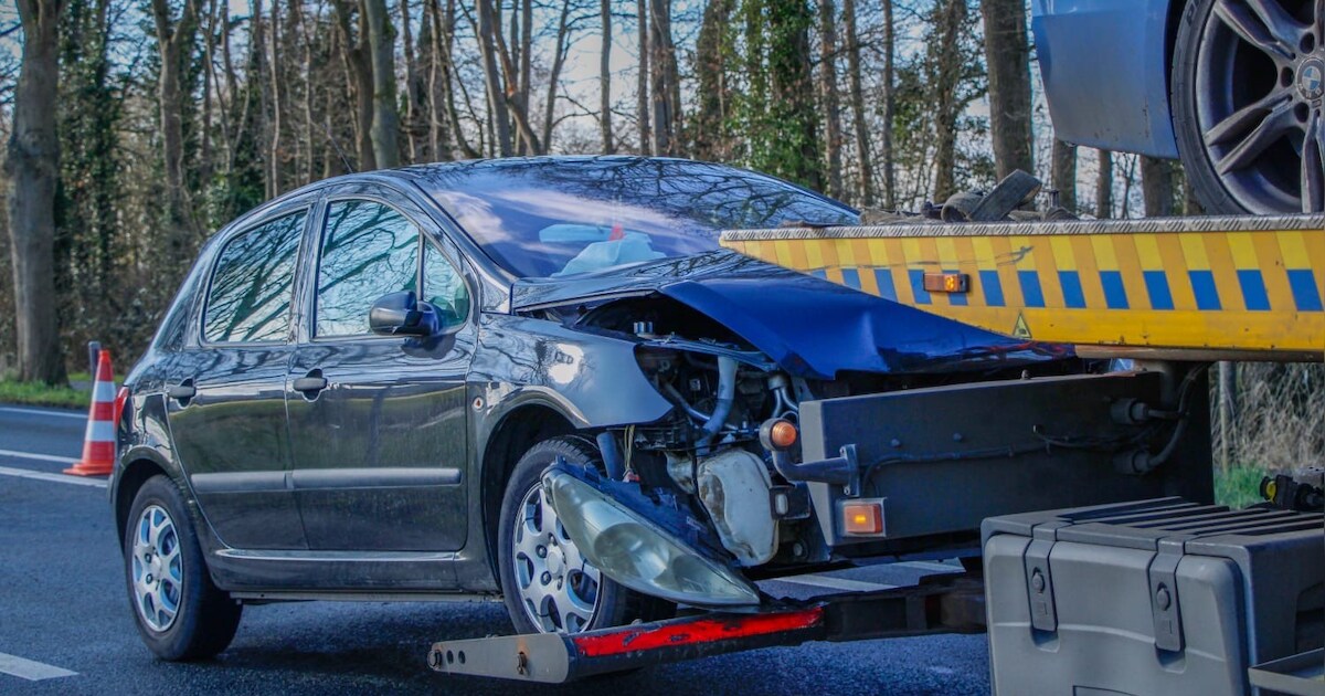 Veel schade na kop-staartbotsing op N207 bij Stolwijk