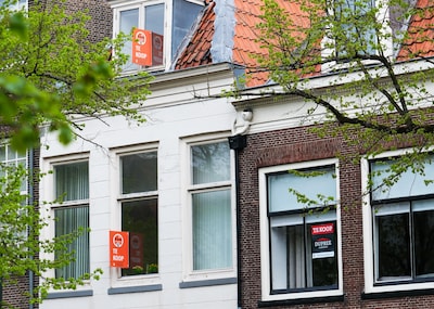 House prices slightly cheaper: is the overheated housing market finally cooling down?