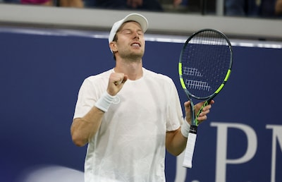 Van de Zandschulp bereikt kwartfinales US Open na waanzinnige comeback: ‘Geen idee hoe ik dit heb gewonnen’