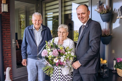 Echtpaar Wildeman-Middelhoek viert diamanten jubileum in 's-Gravendeel