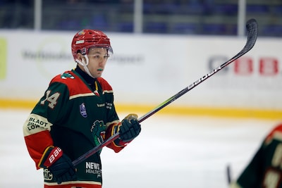 Justin Evers weer thuis bij Utrecht Dragons: ‘Op de fiets naar de ijsbaan is beter dan die files’