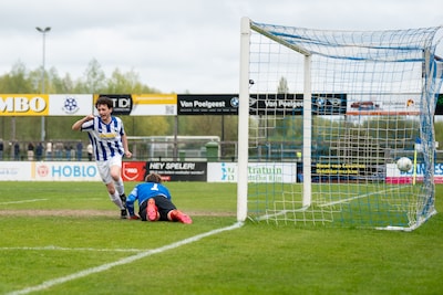 SC Woerden officieus kampioen na gelijkspel stadsgenoot VEP: ‘Naar de Chinees gegaan’