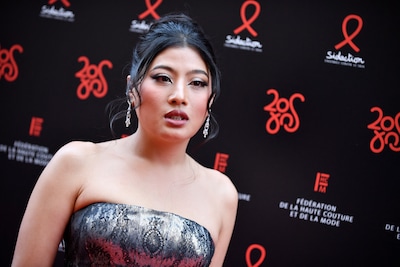 Deze modetentoonstelling zie je in Hotel Des Indes en bezoek je gratis