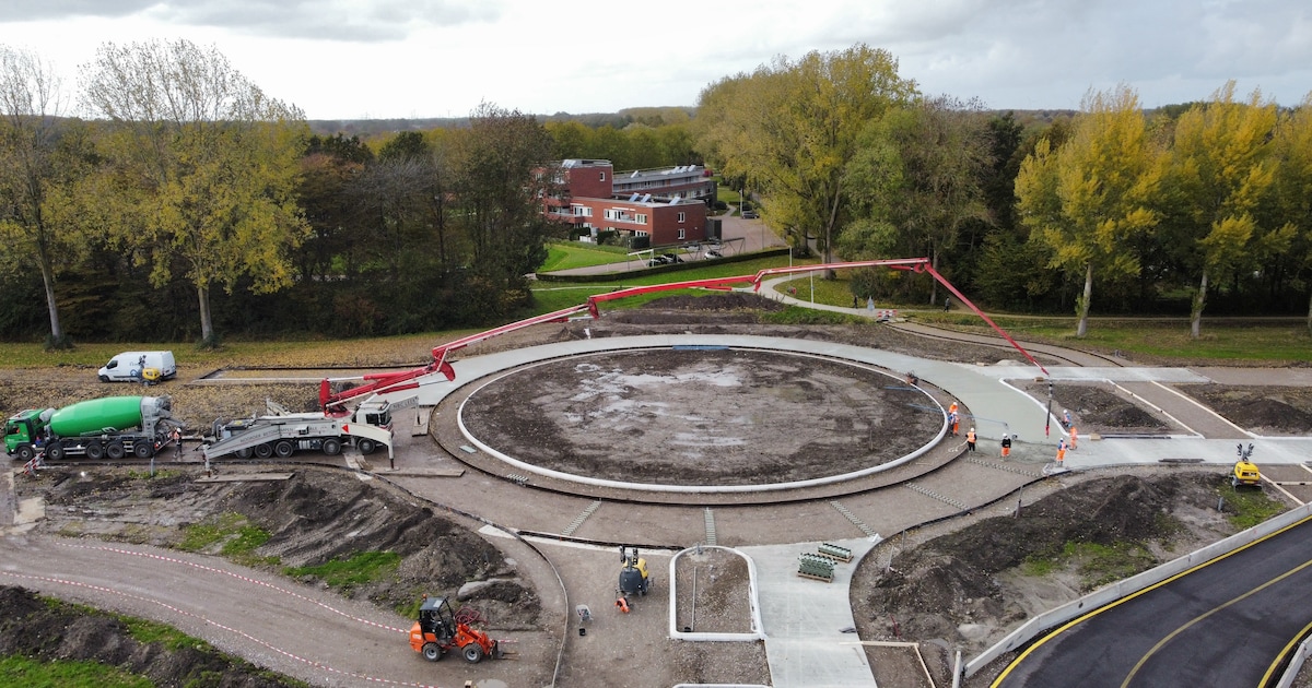 Nat weer zorgt voor uitstel nieuwe rotonde bij Dronten