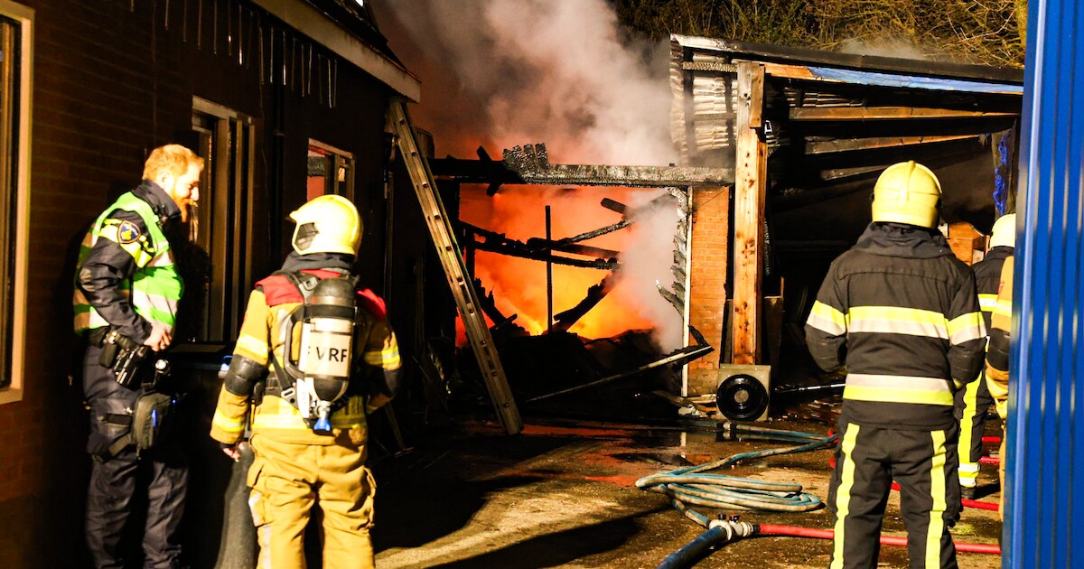 Middelbrand op Skoalplein in Langezwaag