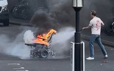 Paul die in rolstoel in brand werd gestoken, revalideert van zware verwondingen