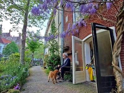 Op het bankje van Antoon (1950-2025) aan de werf was iedereen welkom