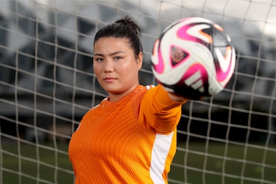 Gevluchte Afghaanse voetbalsters dromen van Olympische Spelen Los Angeles