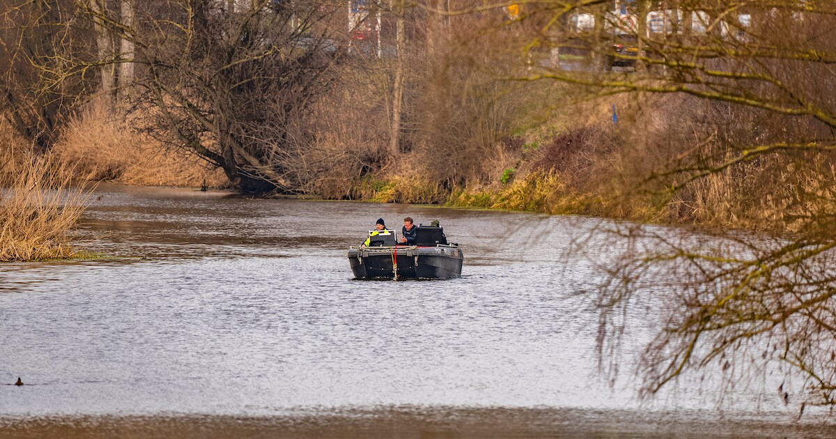 Politie zoekt met sonarboot naar vermiste man (65)