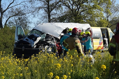 Ernstig ongeluk op N305 bij Biddinghuizen, traumahelikopter opgeroepen