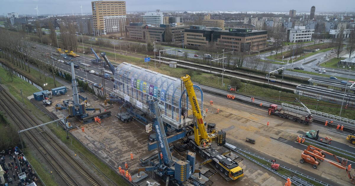 Zoetermeer gaat Nelson Mandelabrug over spoor en A12 renoveren | Regio ...